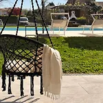 Aquavista - & Poolside Apartmán